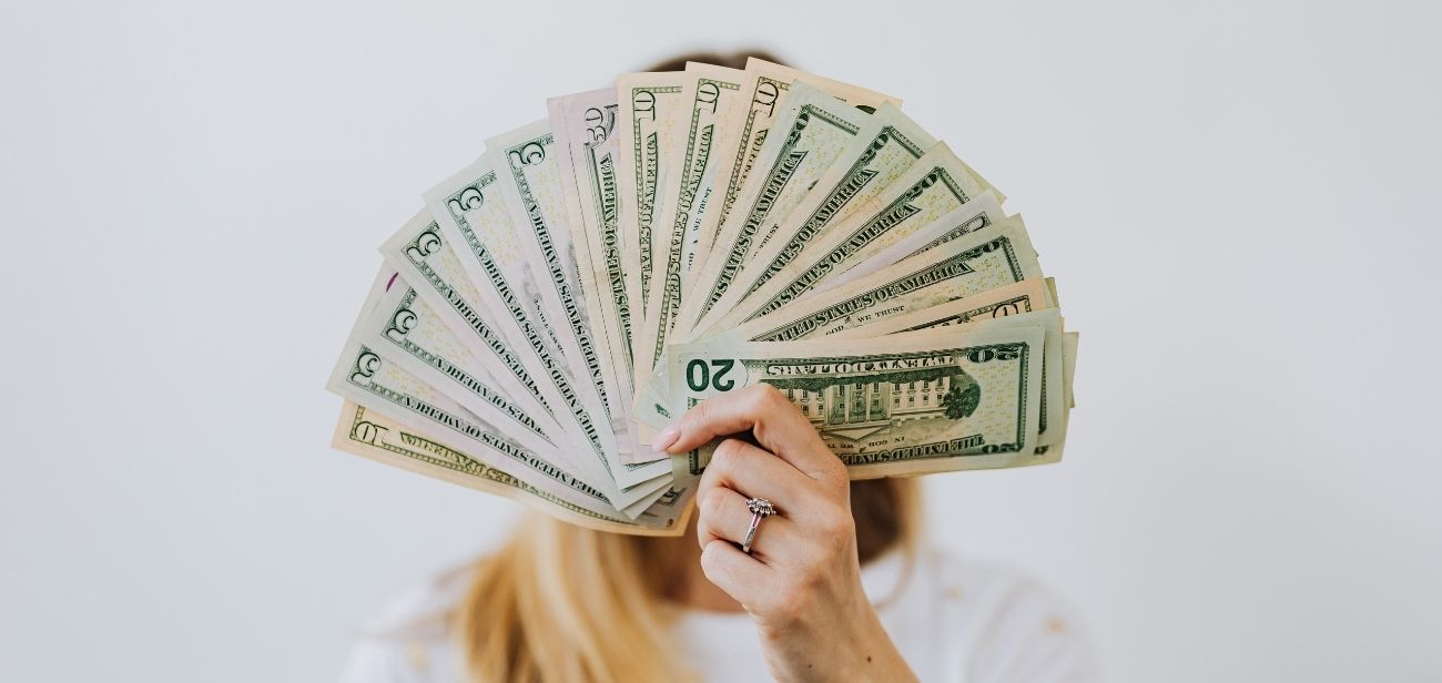 Đầu tư bằng vàng nhẫn Bảo Tín Minh Châu có hợp lý không